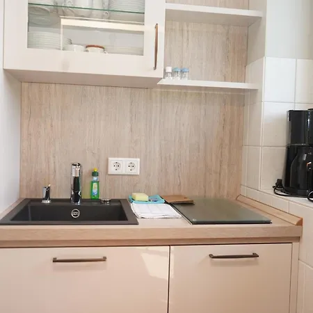 Kurpark Domizil 5 *